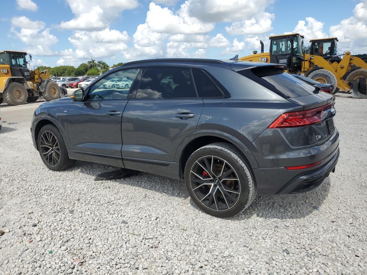 2020 AUDI Q8
