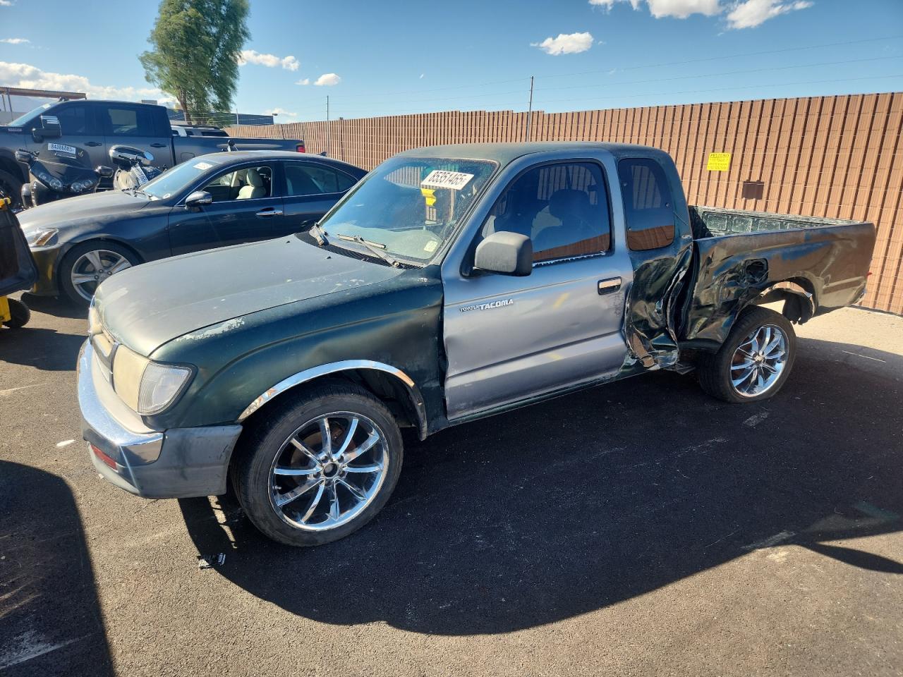 2000 TOYOTA TACOMA