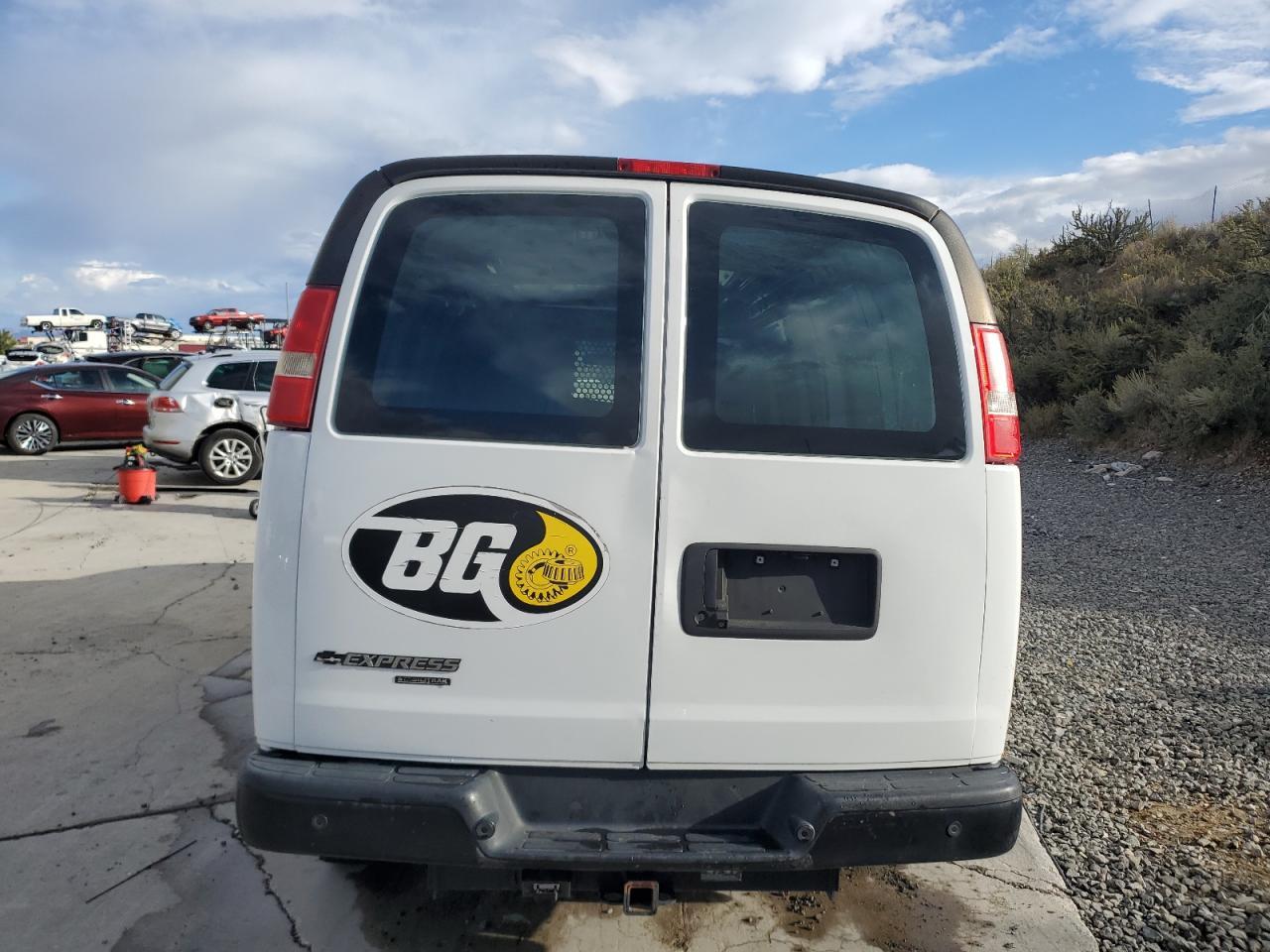 2016 CHEVROLET Express 3500