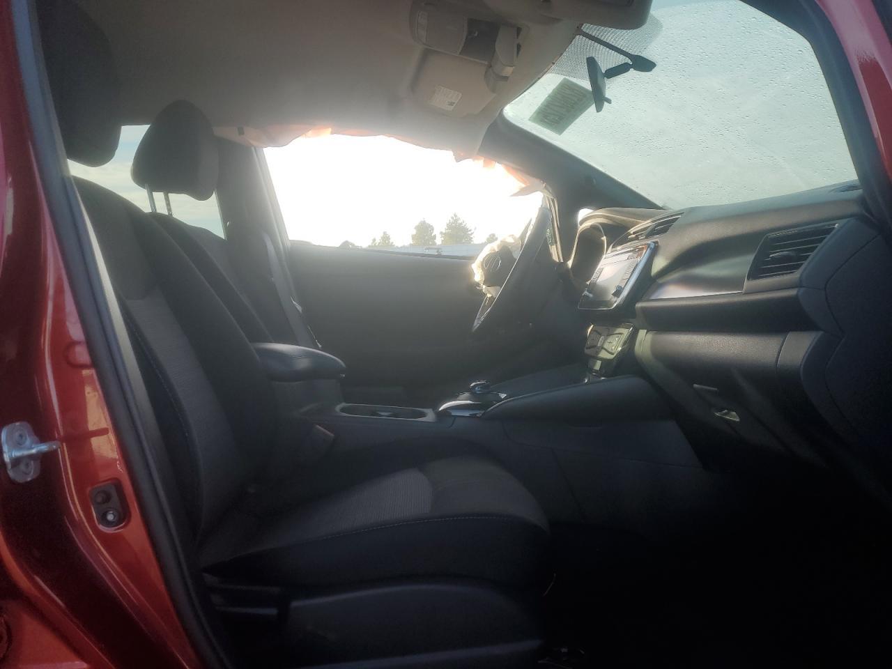 2018 NISSAN LEAF