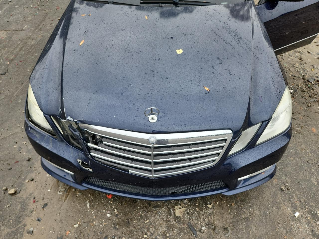 2012 MERCEDES-BENZ E-Class