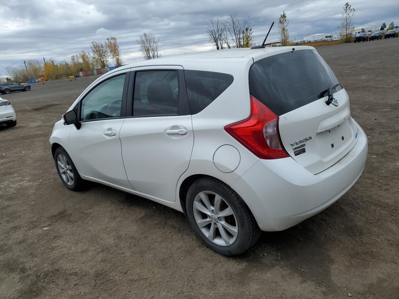 2015 NISSAN Versa Note