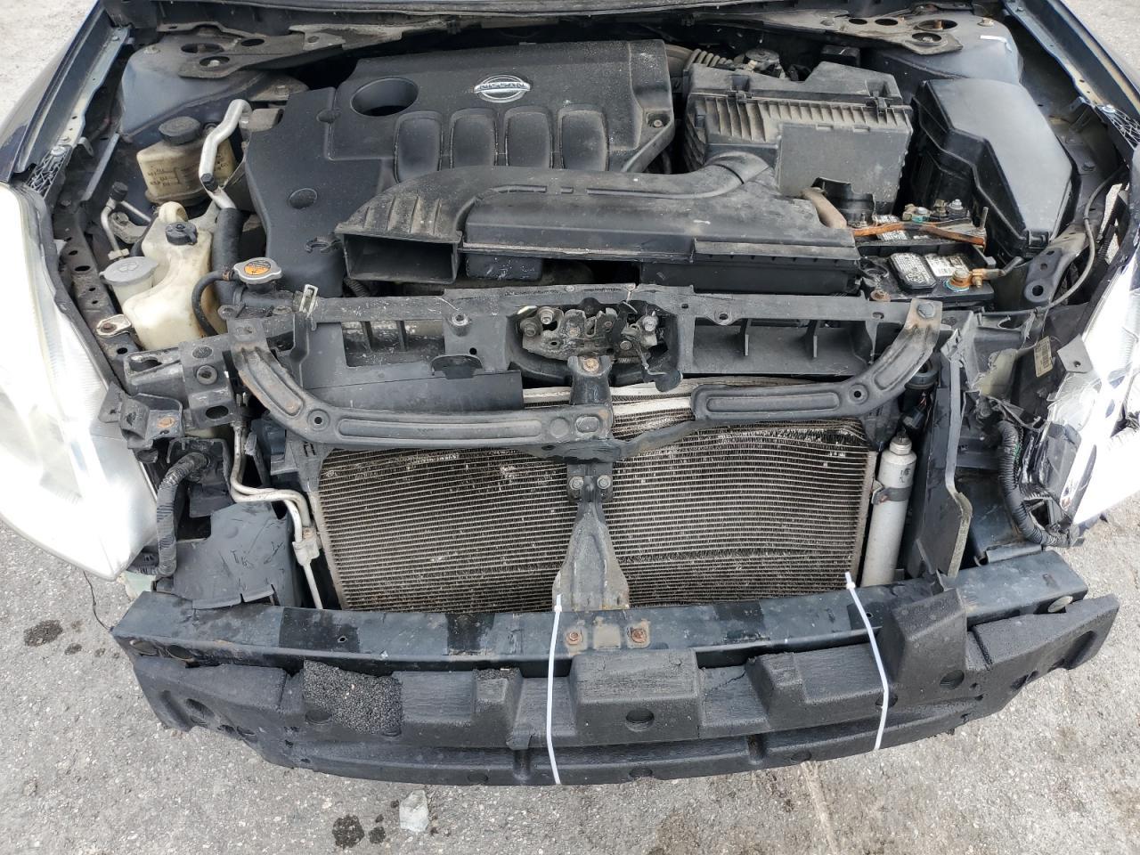 2010 NISSAN ALTIMA