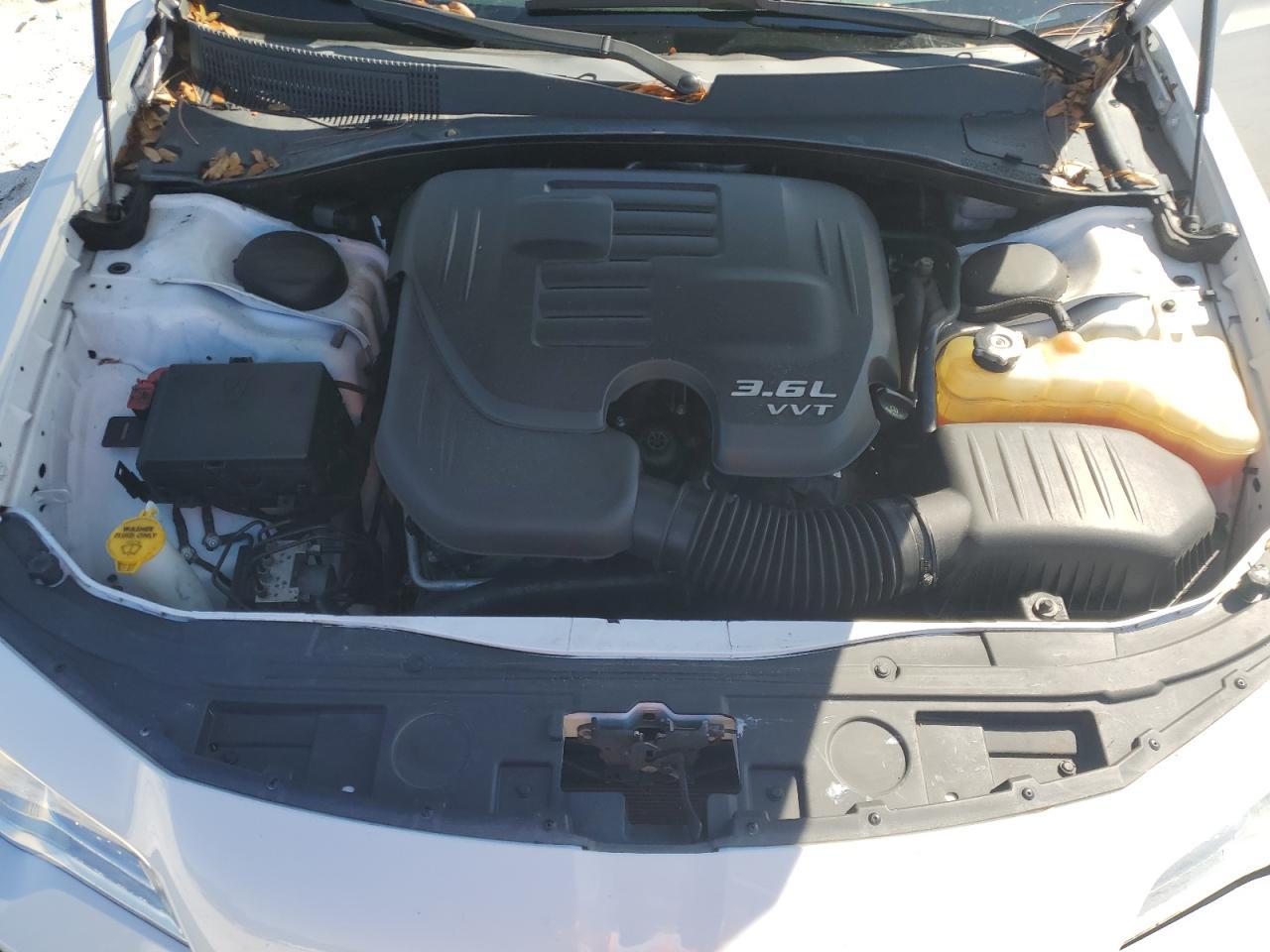 2015 CHRYSLER 300