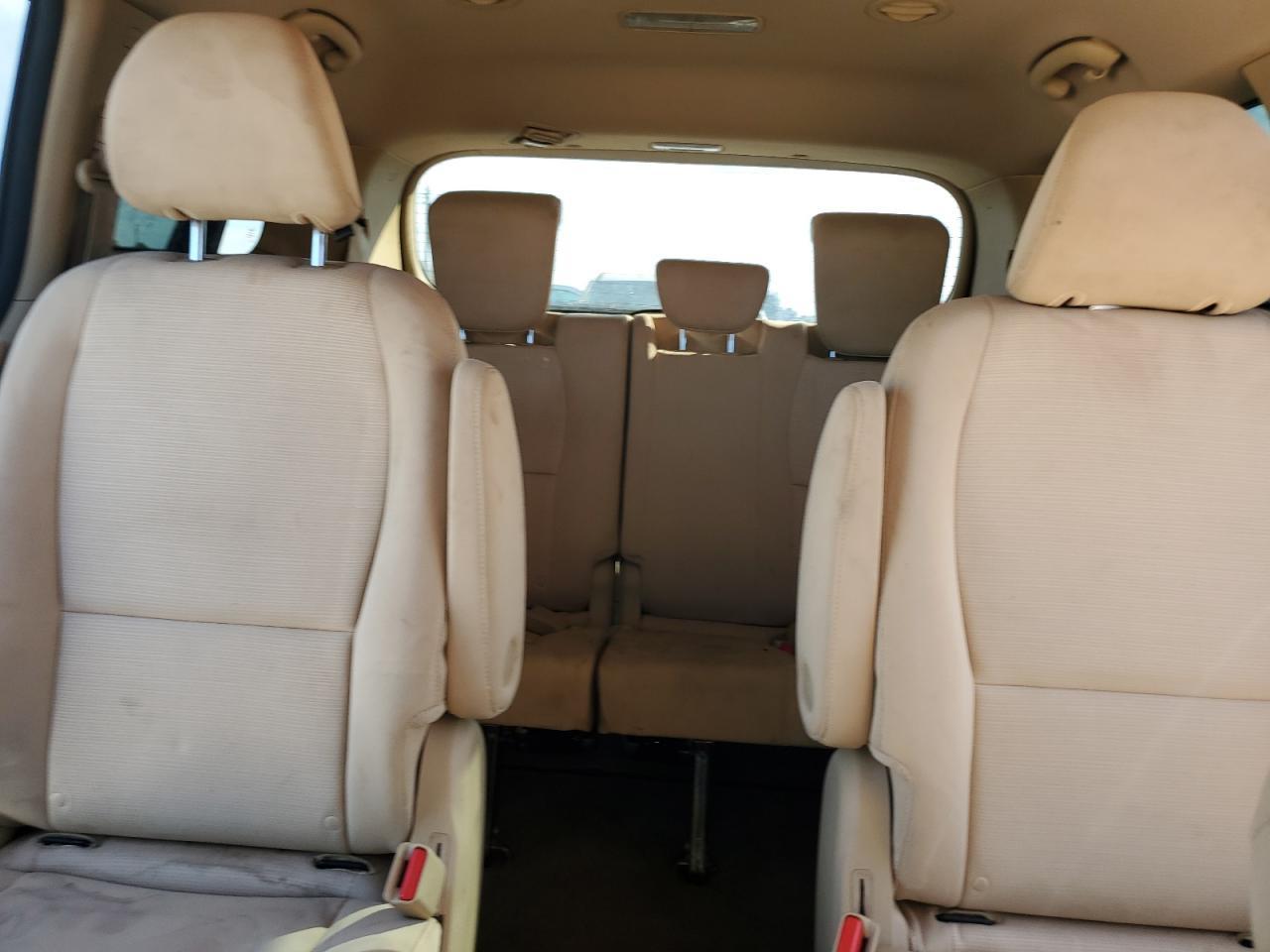 2015 KIA SEDONA
