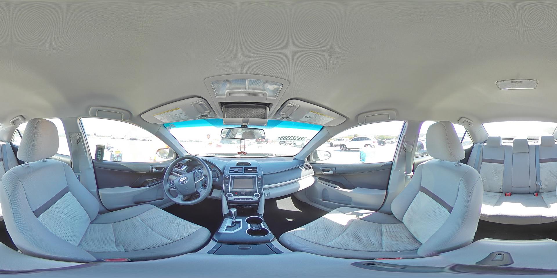2014 TOYOTA CAMRY
