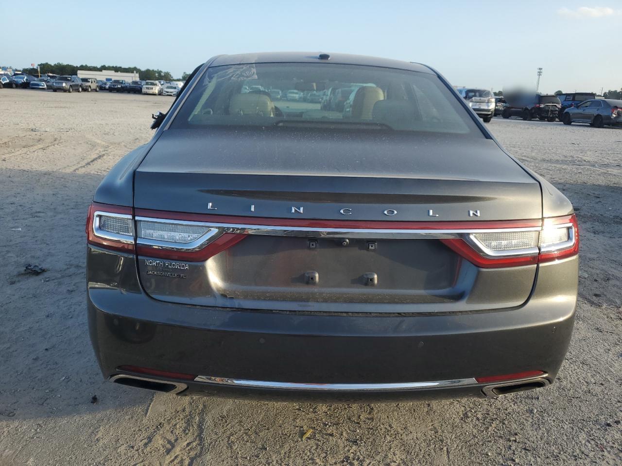 2017 LINCOLN Continental