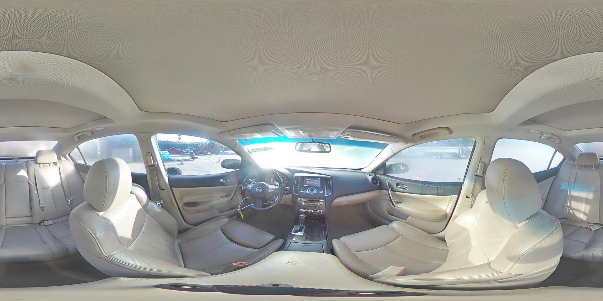 2012 NISSAN Maxima