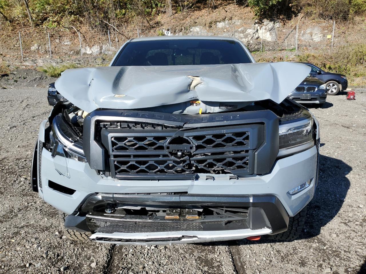 2024 NISSAN Frontier