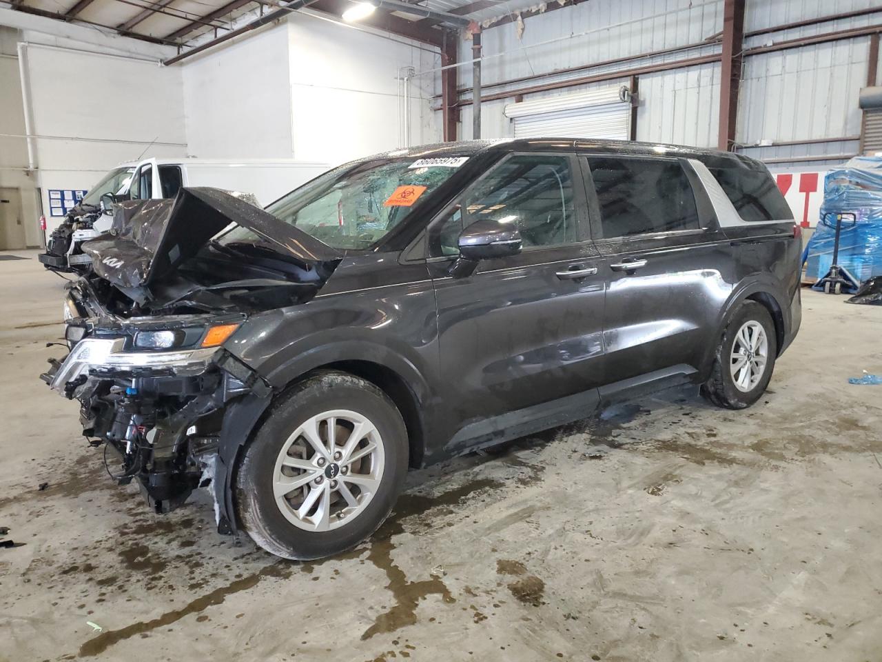 2024 KIA Carnival