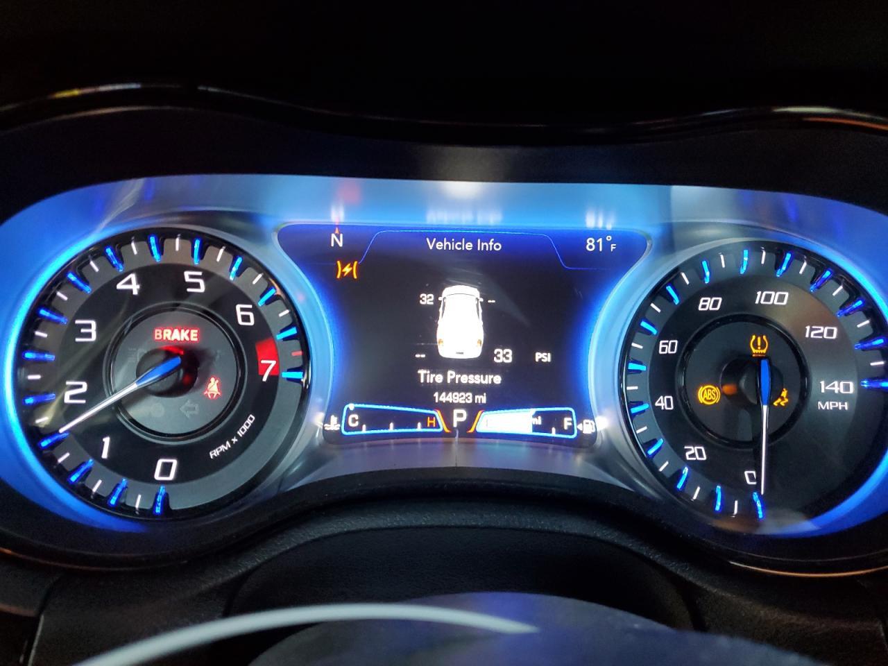 2019 CHRYSLER 300