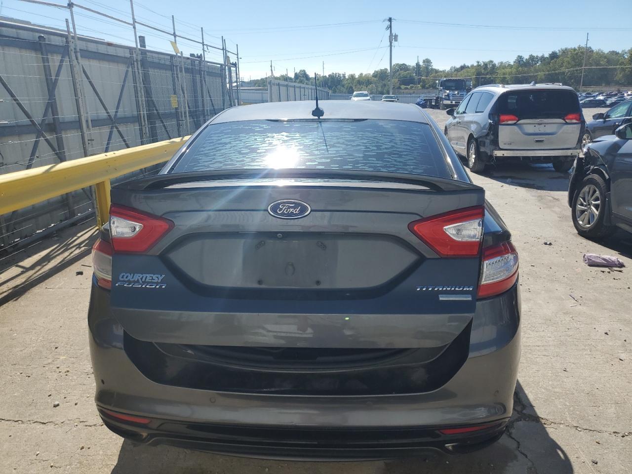 2016 FORD FUSION