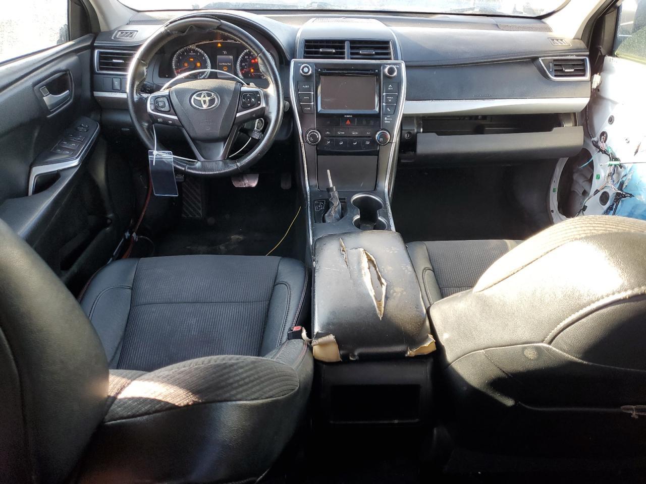 2017 TOYOTA CAMRY