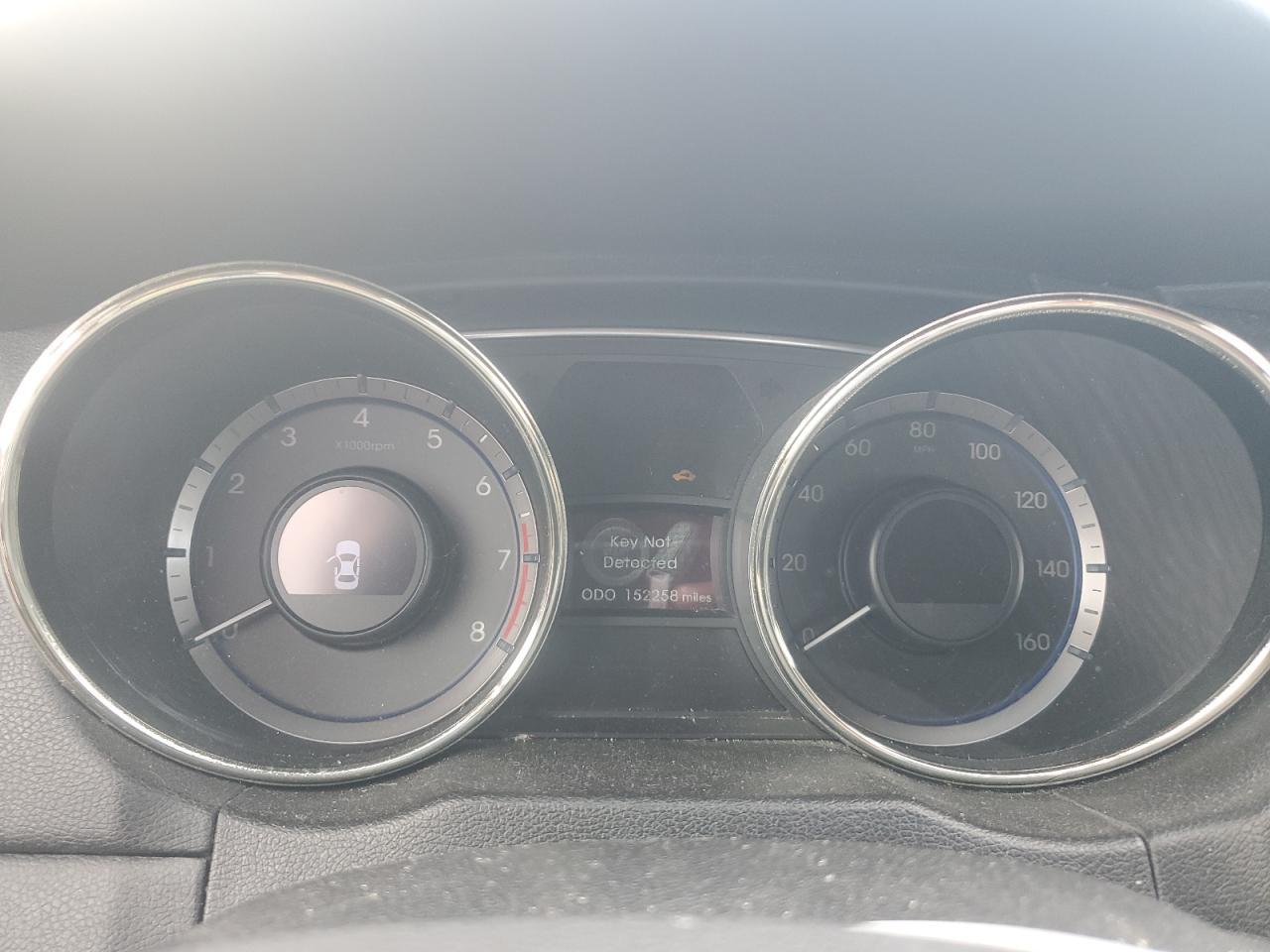 2011 HYUNDAI SONATA