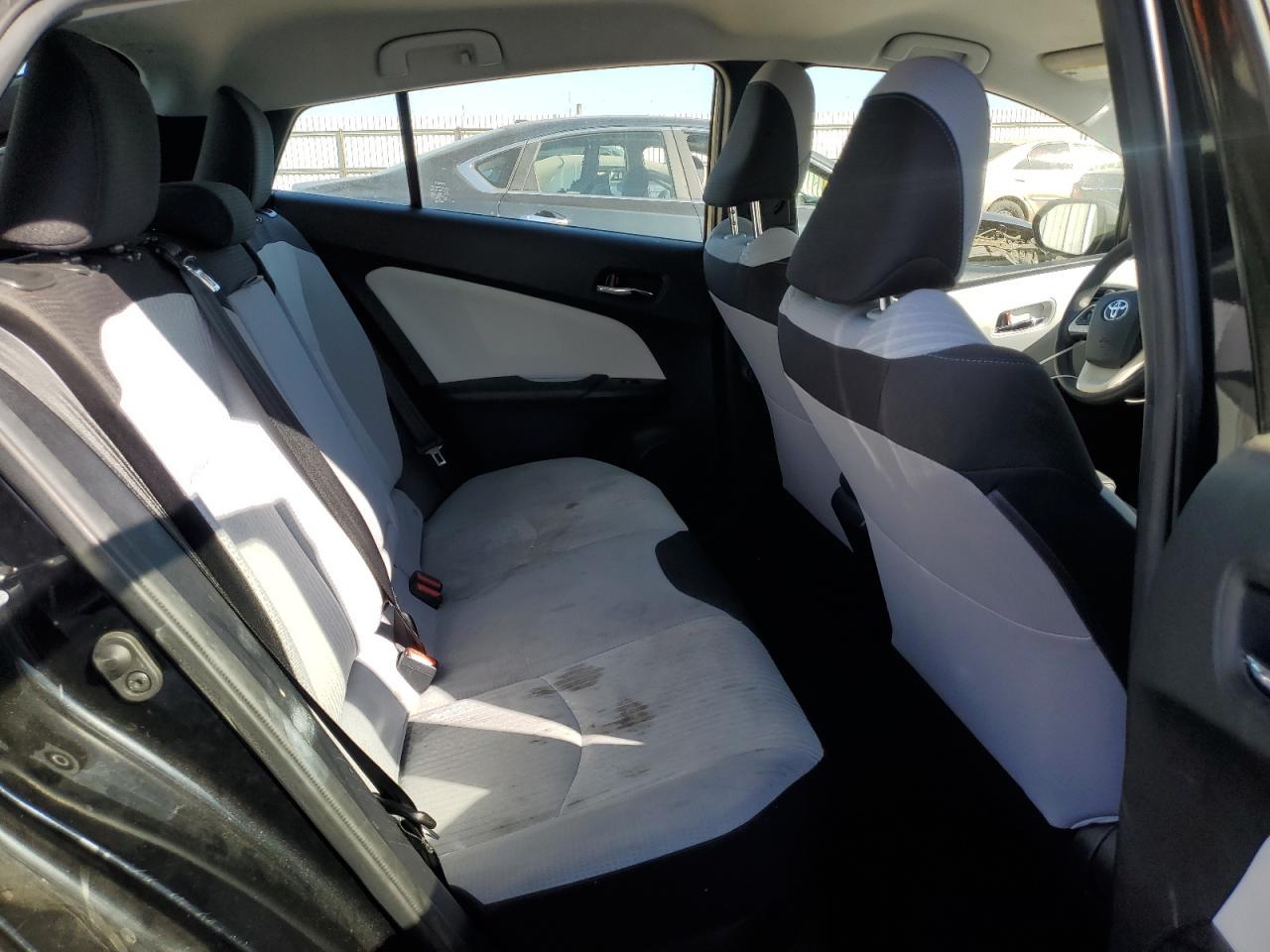 2018 TOYOTA PRIUS