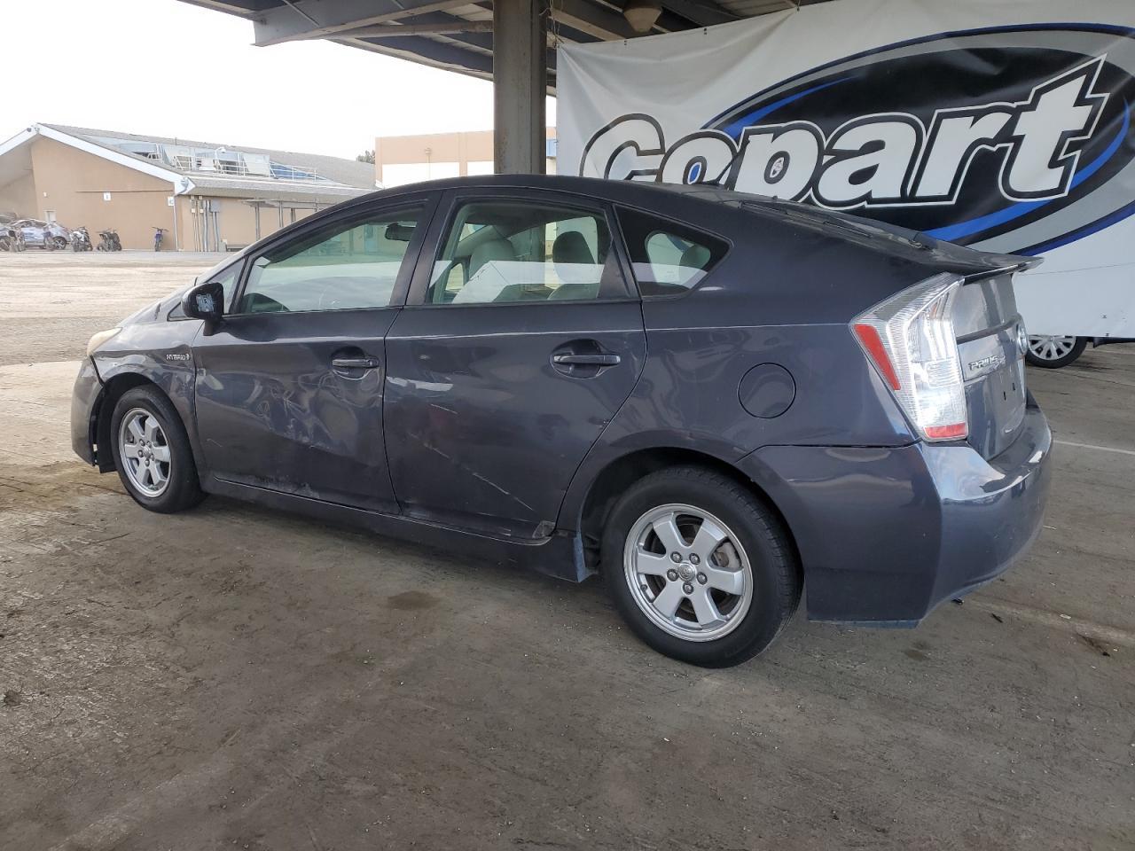 2011 TOYOTA PRIUS