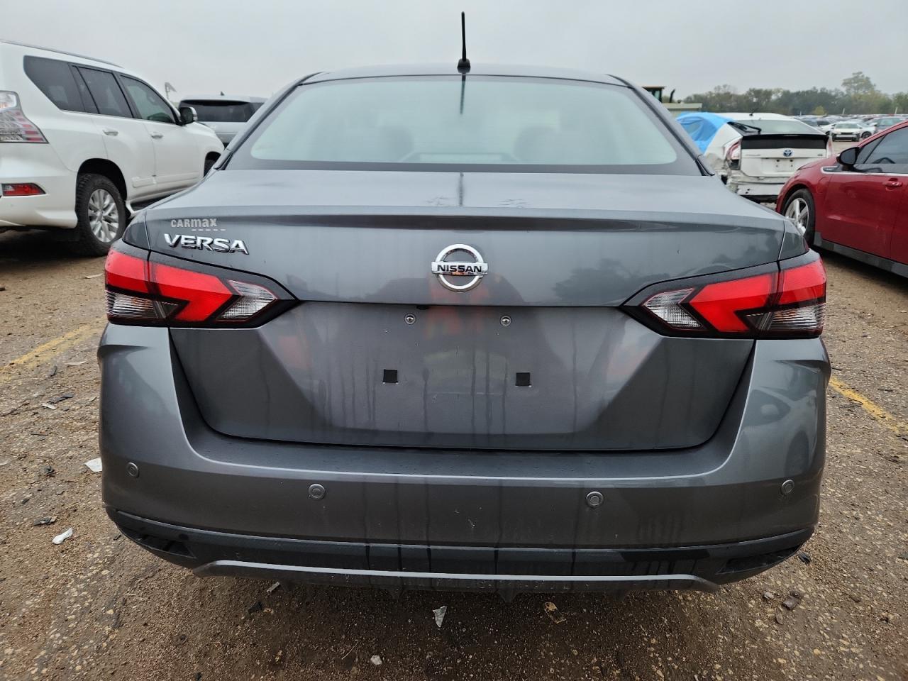 2021 NISSAN VERSA