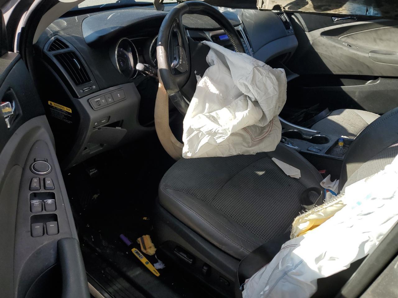 2013 HYUNDAI SONATA