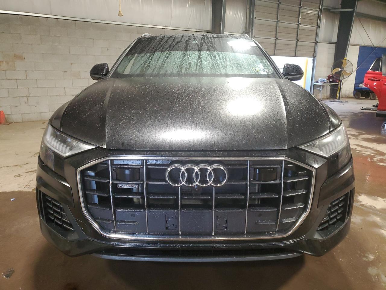 2023 AUDI Q8