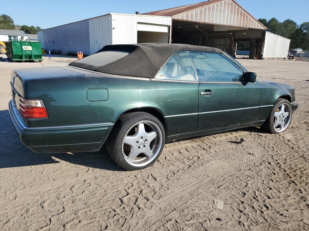 1994 MERCEDES-BENZ E-Class
