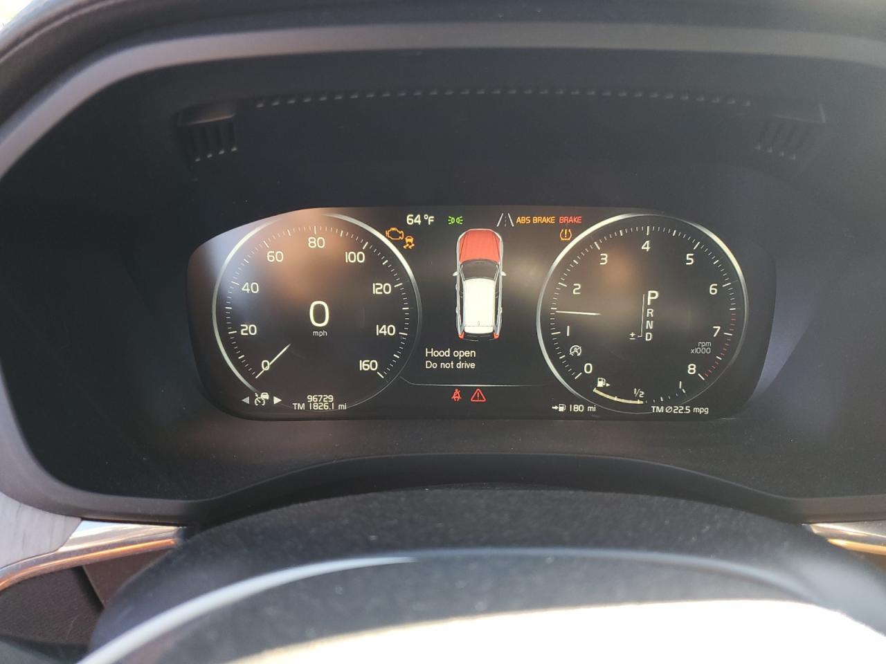 2018 VOLVO XC60