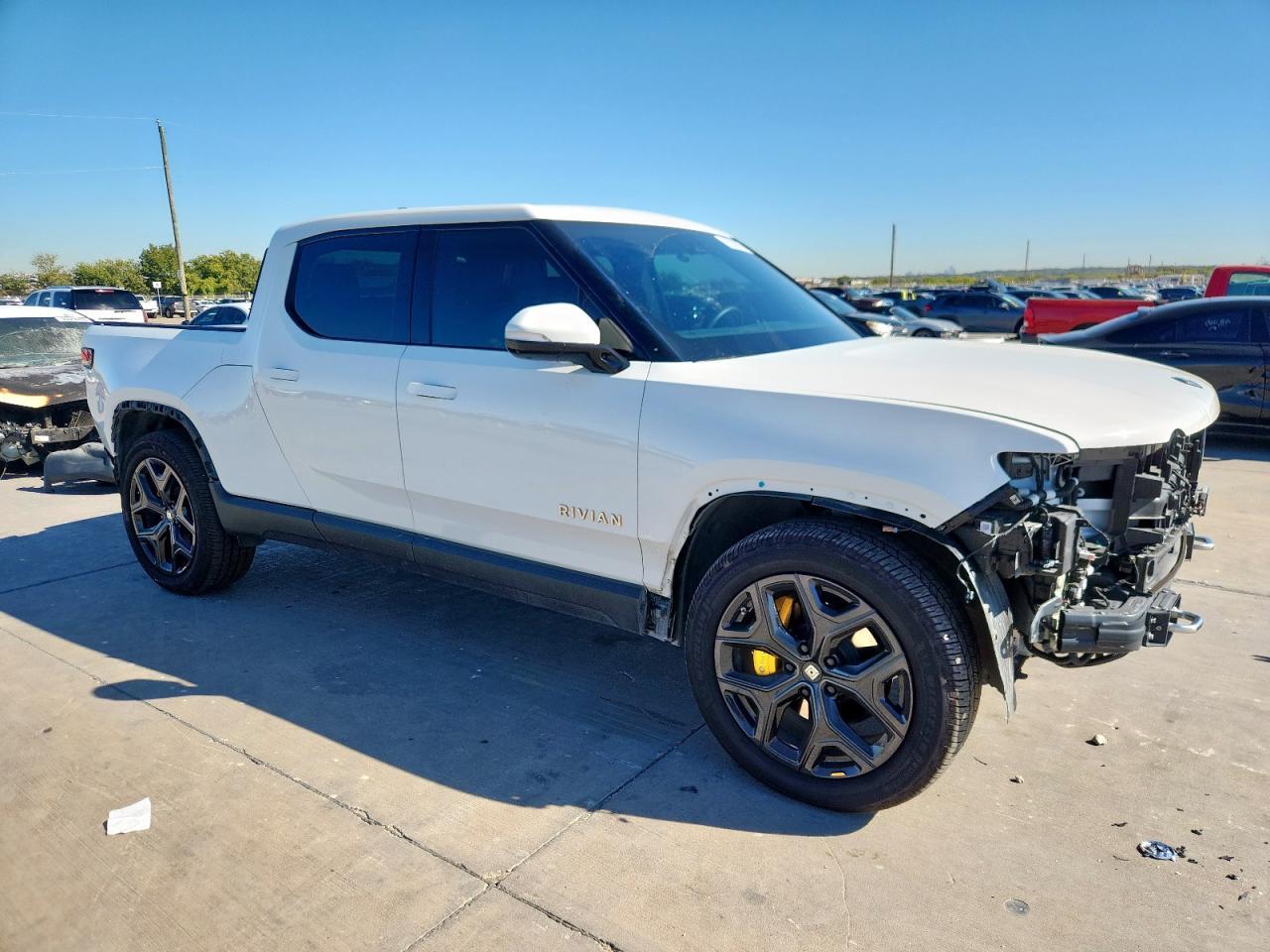2022 RIVIAN R1t