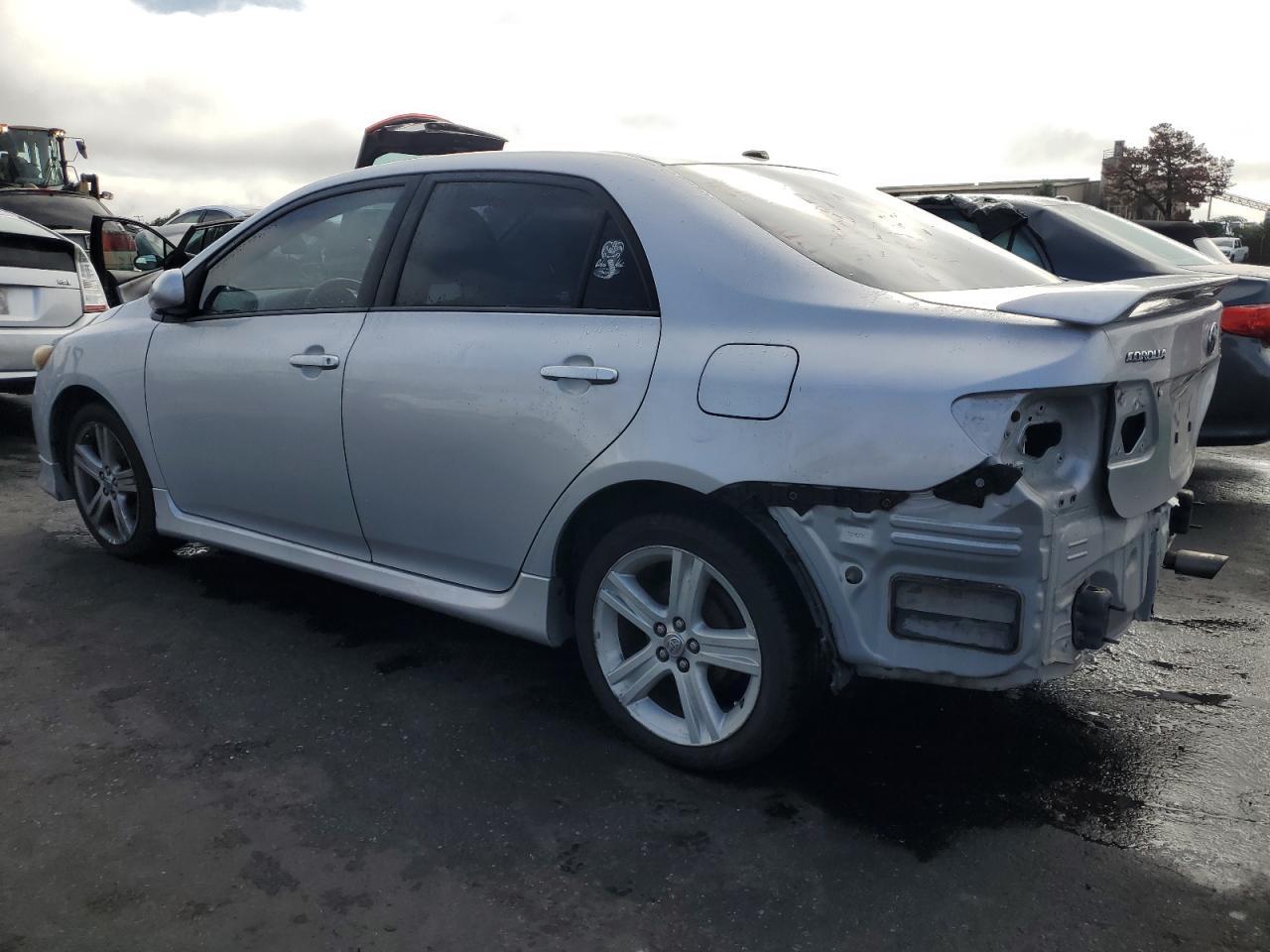 2013 TOYOTA COROLLA