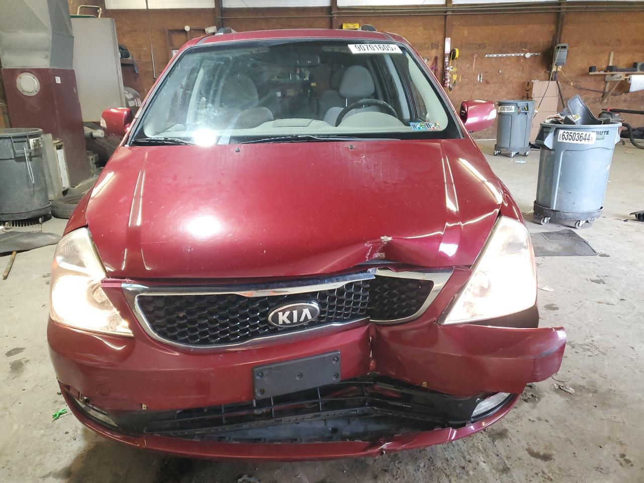 2014 KIA SEDONA