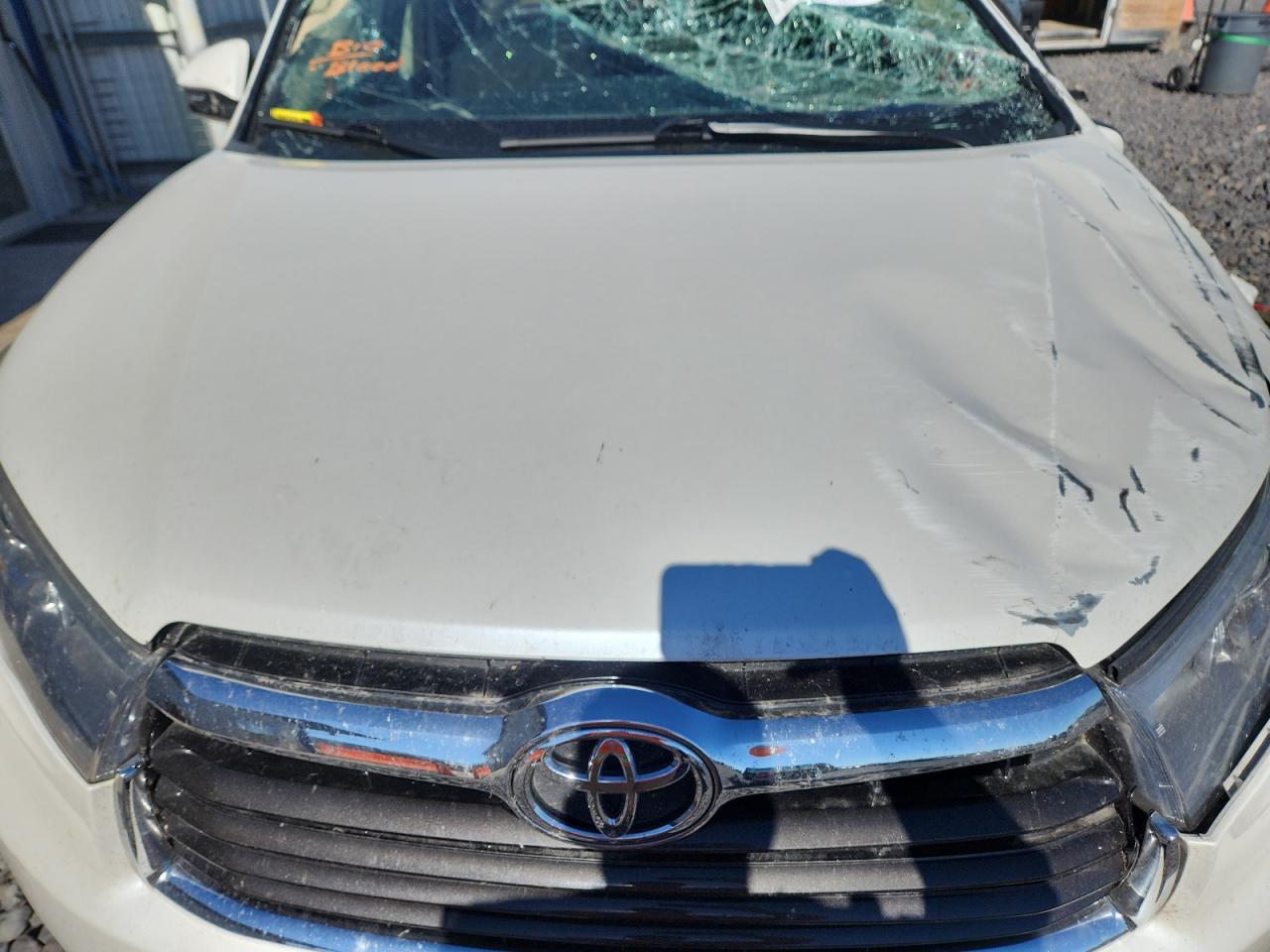 2016 TOYOTA HIGHLANDER