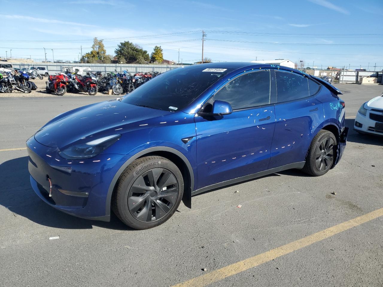 2025 TESLA MODEL Y
