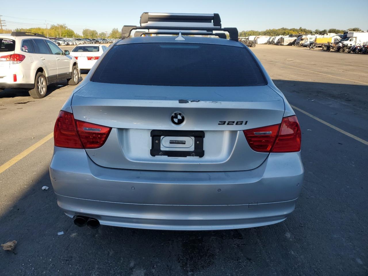2011 BMW 3 SERIES
