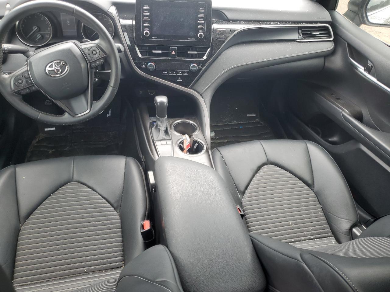 2022 TOYOTA CAMRY
