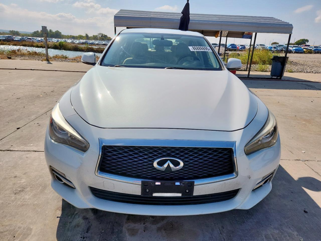 2015 INFINITI Q50