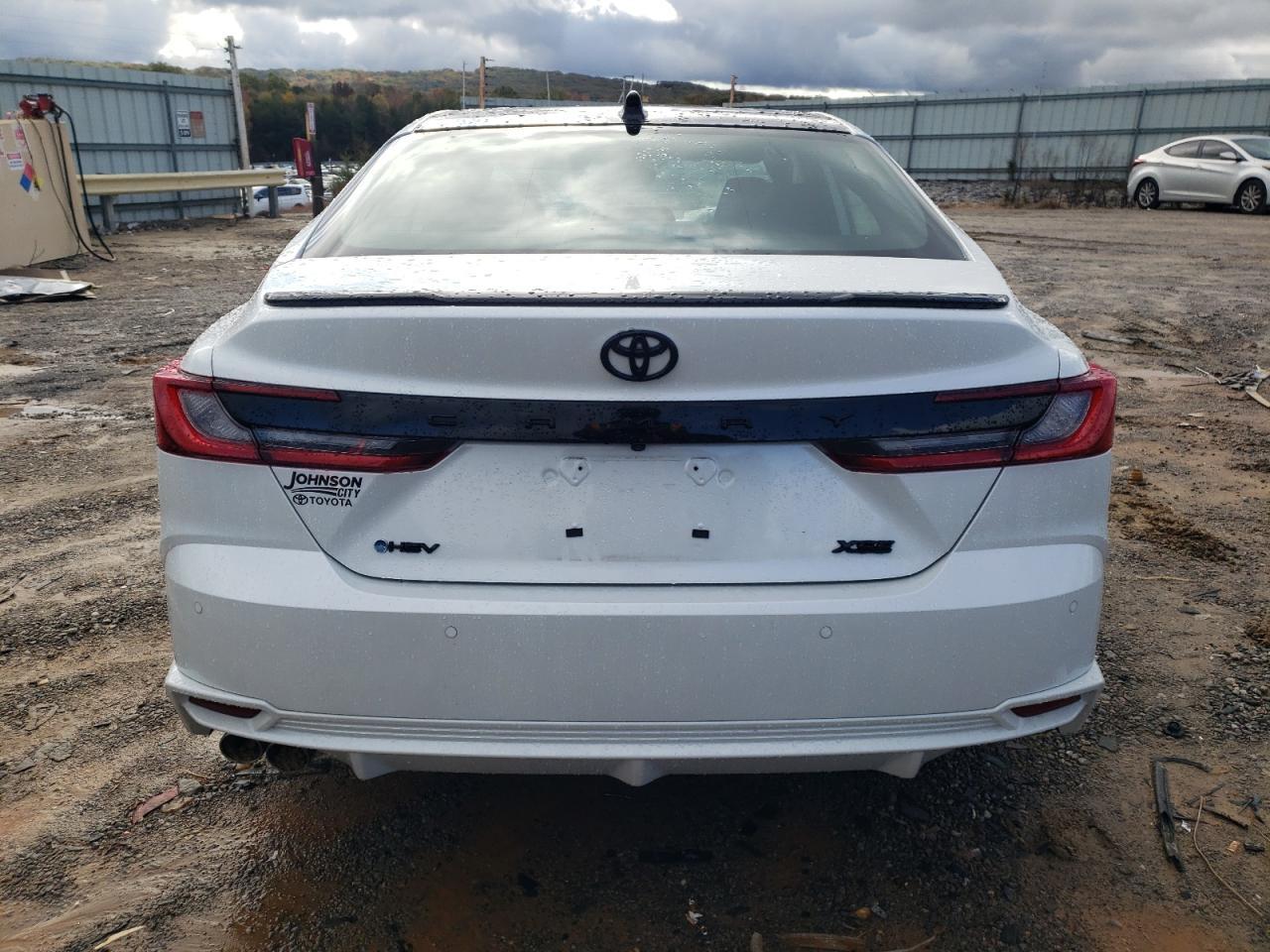 2025 TOYOTA CAMRY