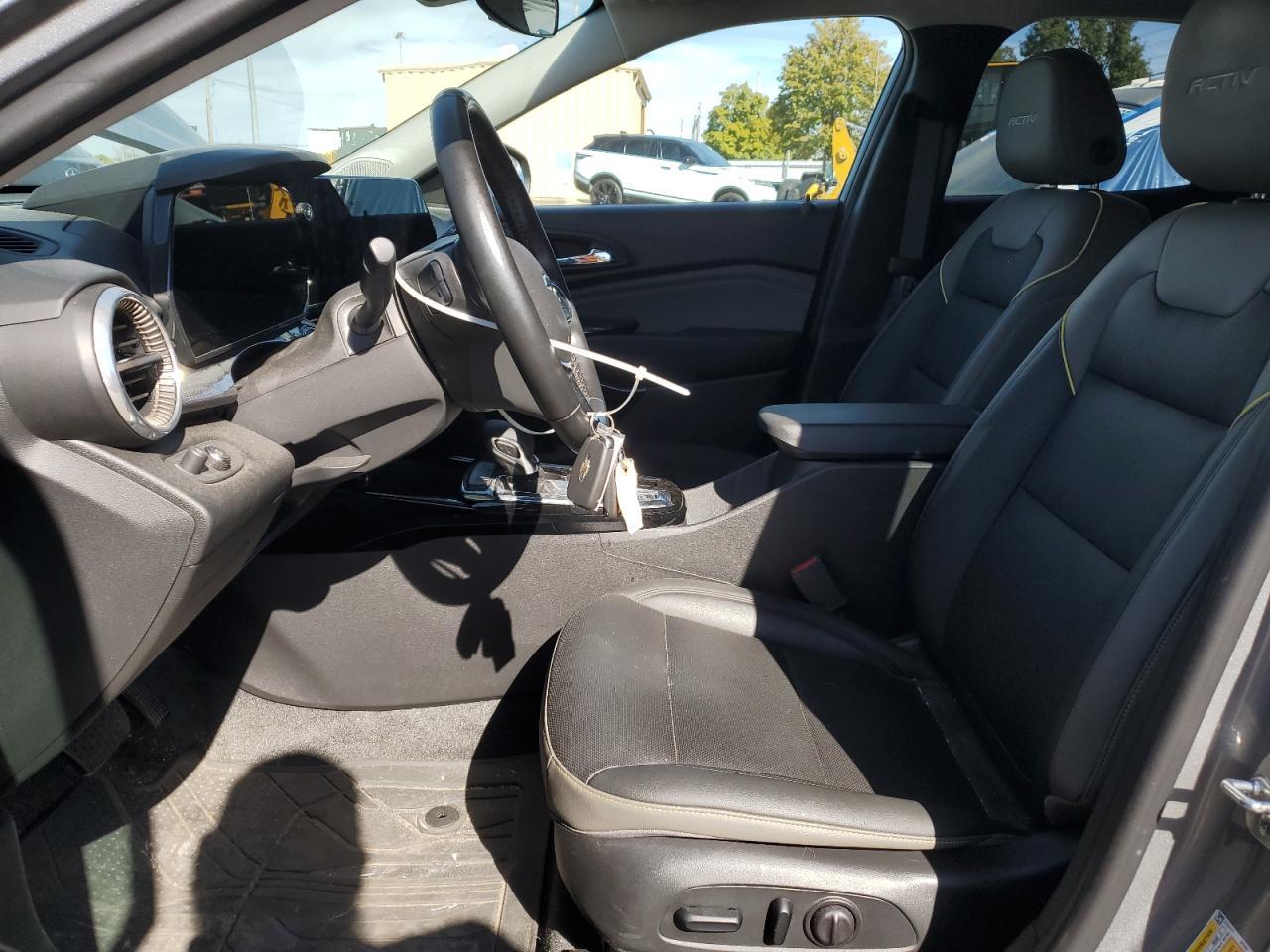 2025 CHEVROLET TRAX