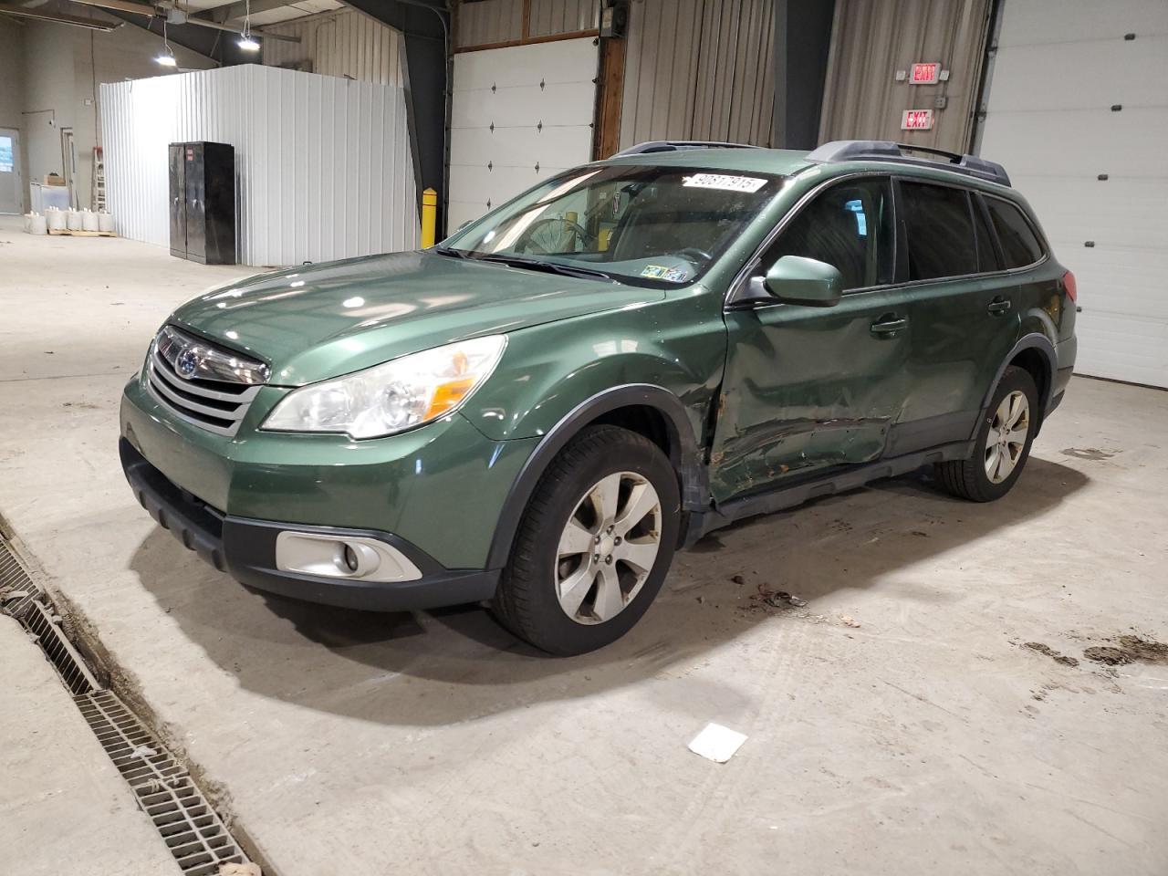 2010 SUBARU Outback