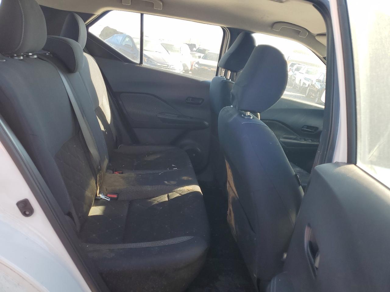 2018 NISSAN KICKS