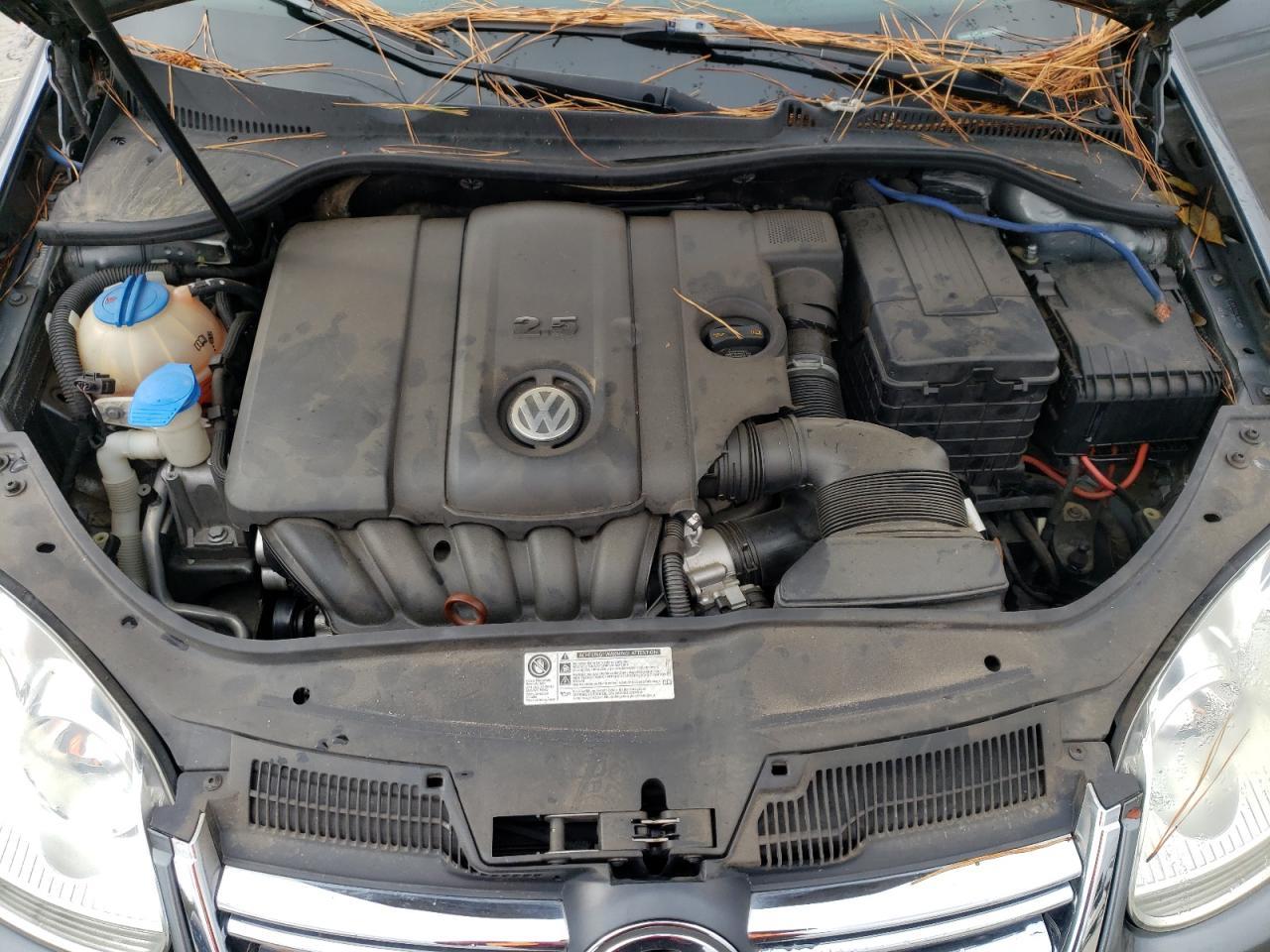 2010 VOLKSWAGEN JETTA