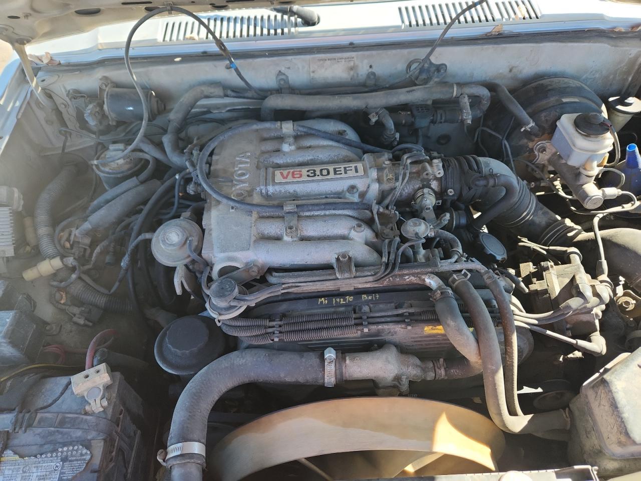1988 TOYOTA Pickup