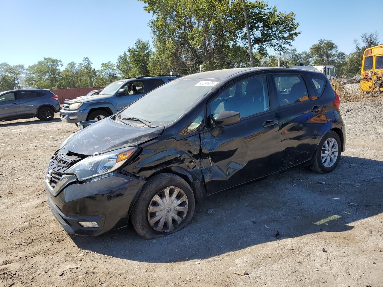2017 NISSAN Versa Note