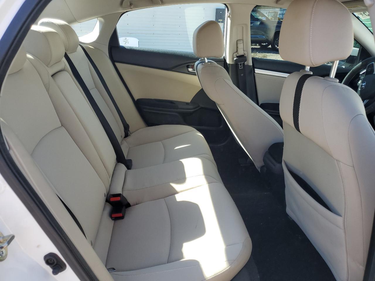 2016 HONDA CIVIC
