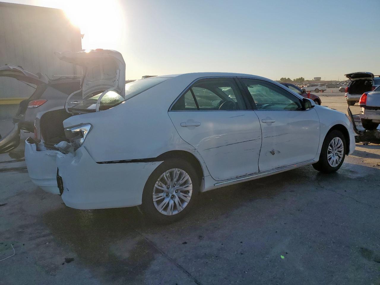 2012 TOYOTA CAMRY