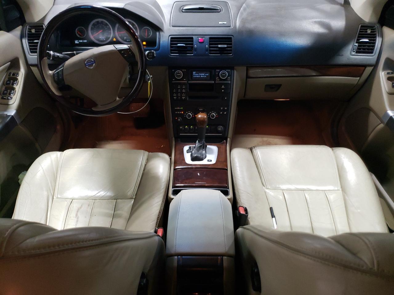 2013 VOLVO XC90