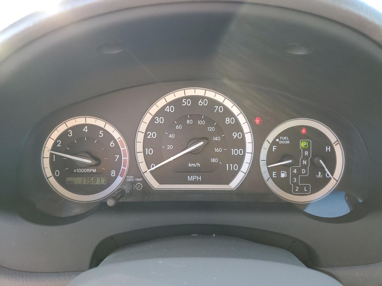 2005 TOYOTA SIENNA
