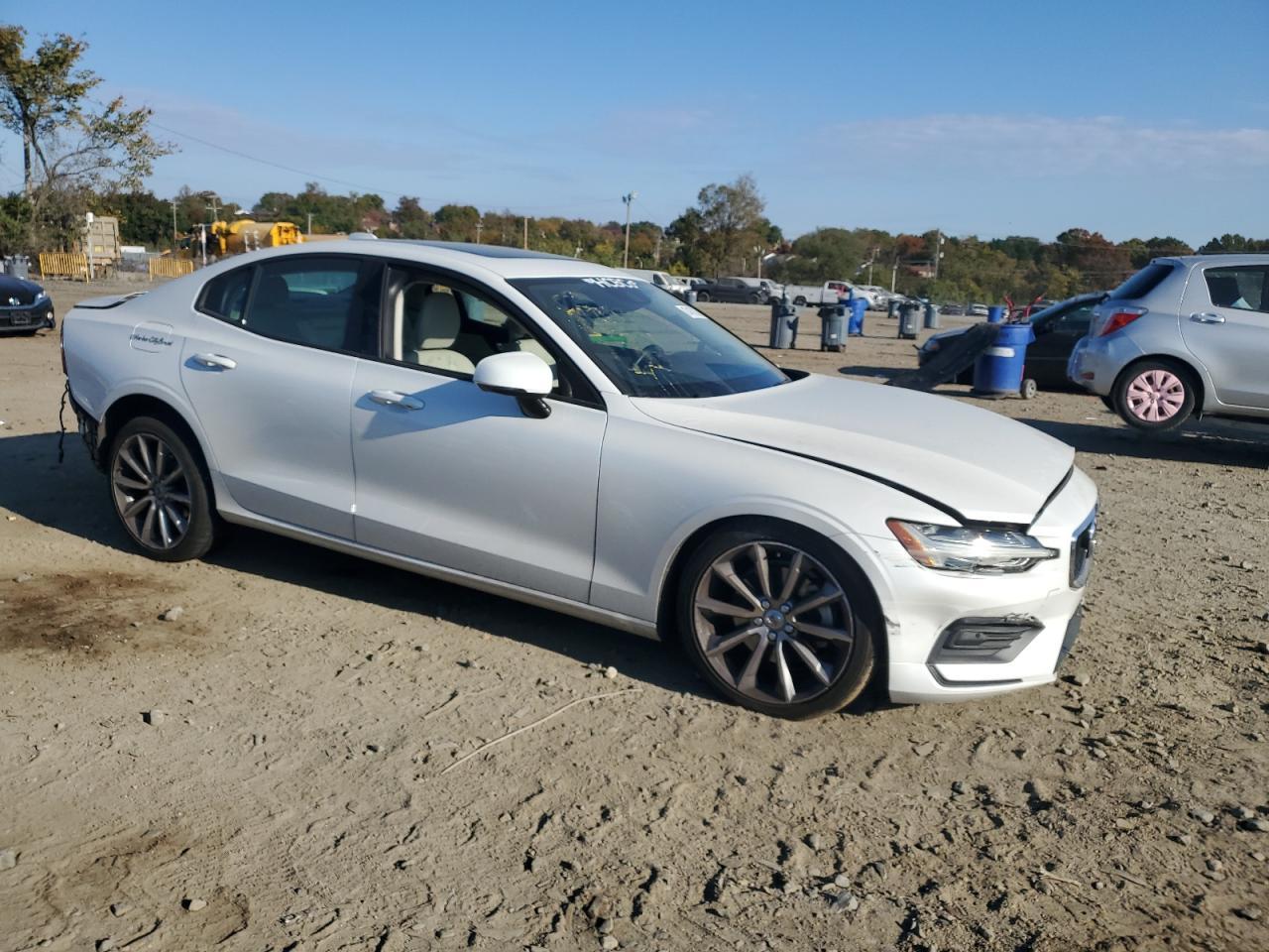 2019 VOLVO S60