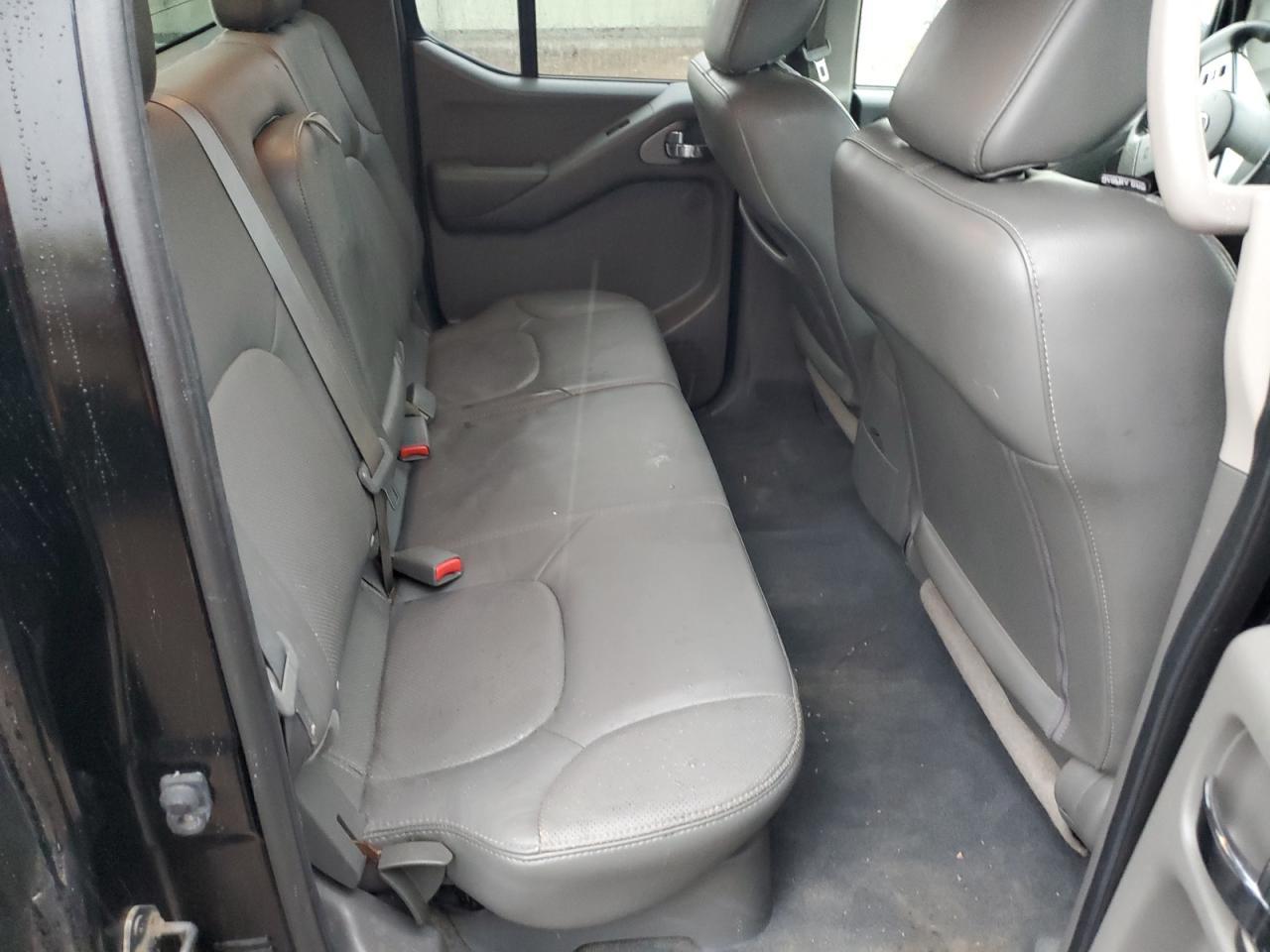 2012 NISSAN Frontier