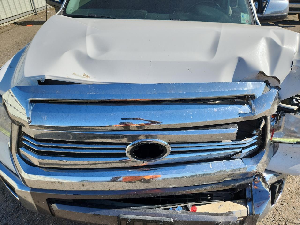 2016 TOYOTA TUNDRA