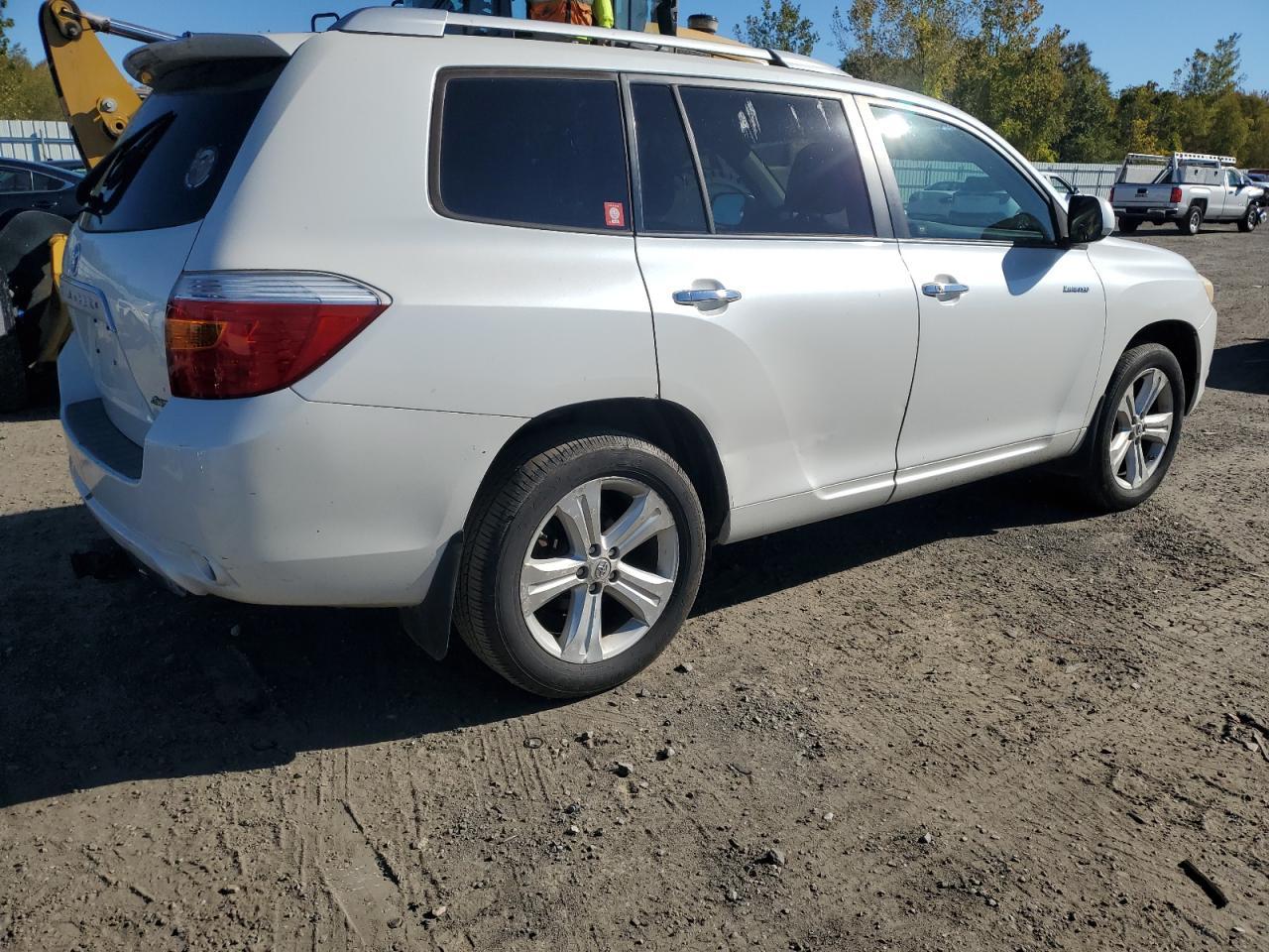 2010 TOYOTA HIGHLANDER