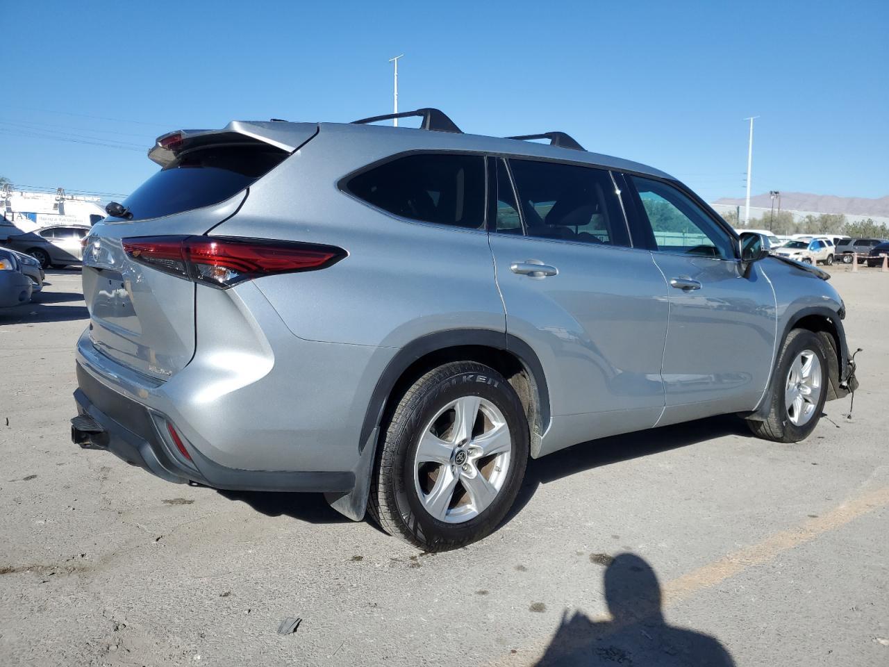2022 TOYOTA HIGHLANDER