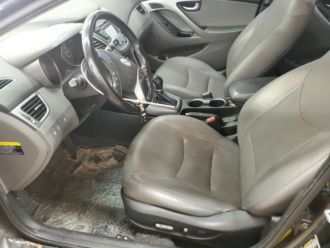 2015 HYUNDAI ELANTRA